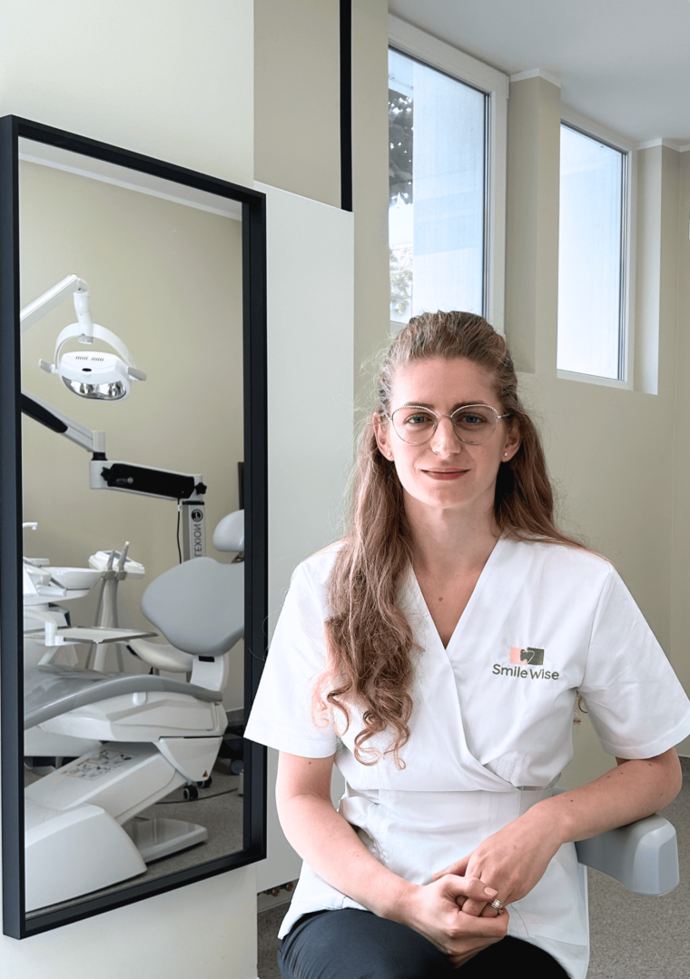 Dr. Adela Staicu